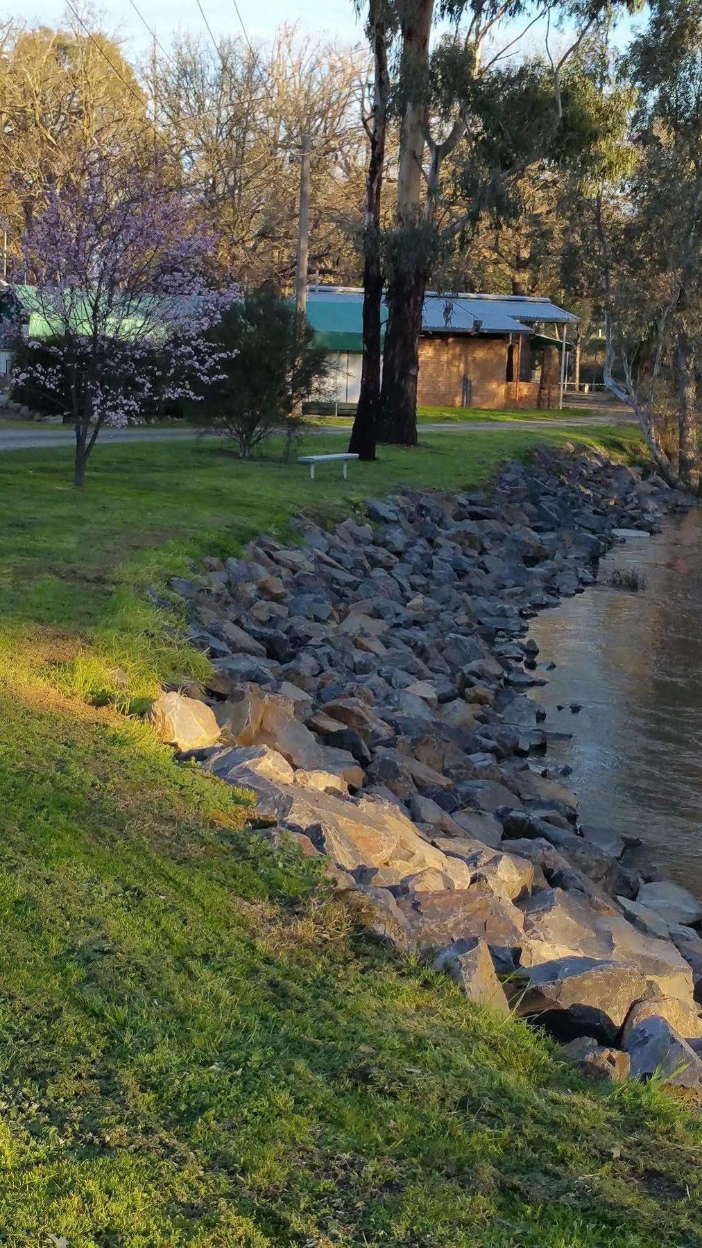 Yea Riverside Caravan Park Esterno foto