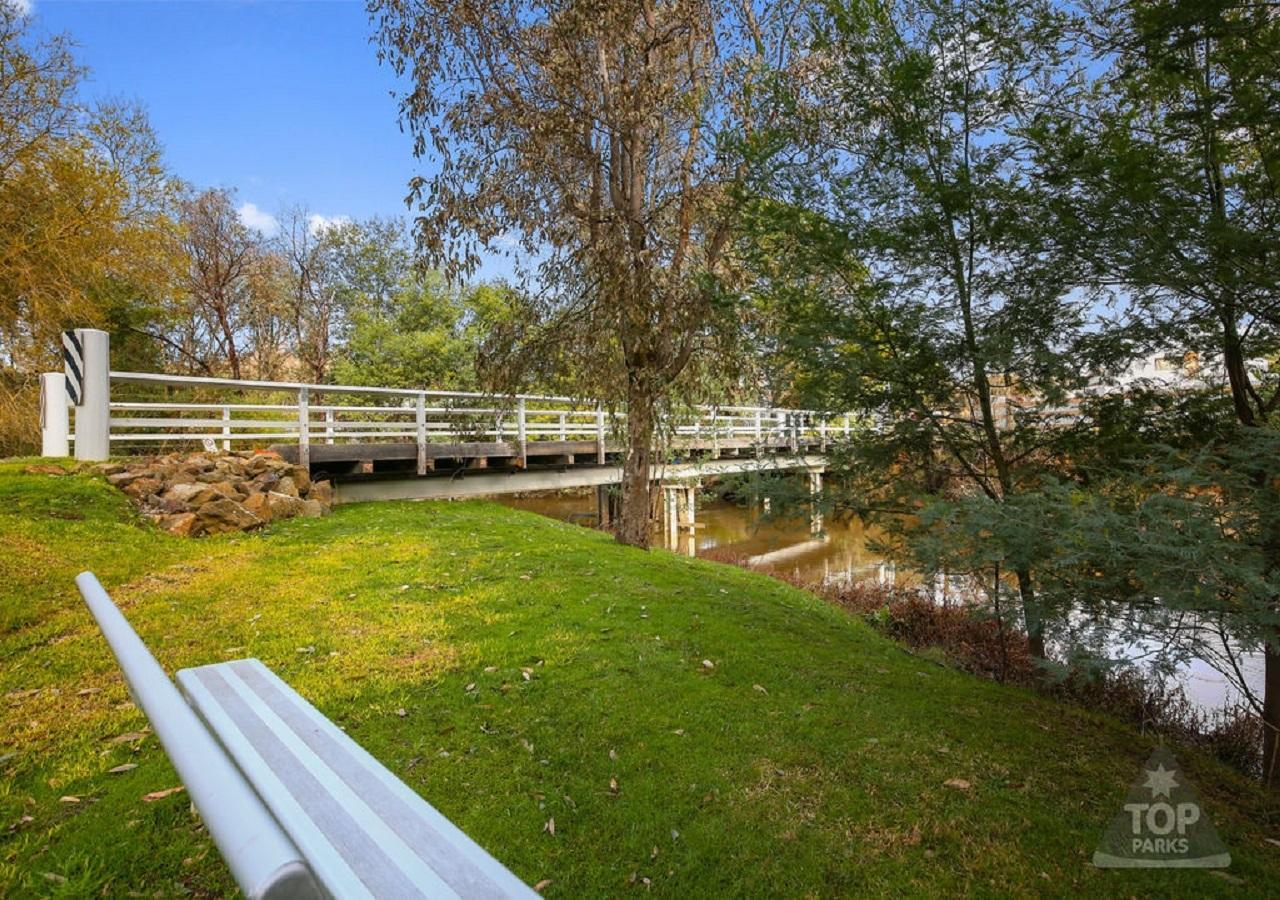 Yea Riverside Caravan Park Esterno foto