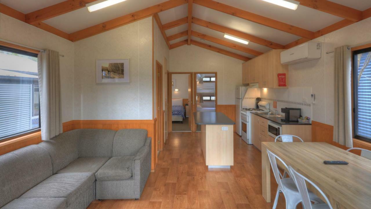Yea Riverside Caravan Park Esterno foto